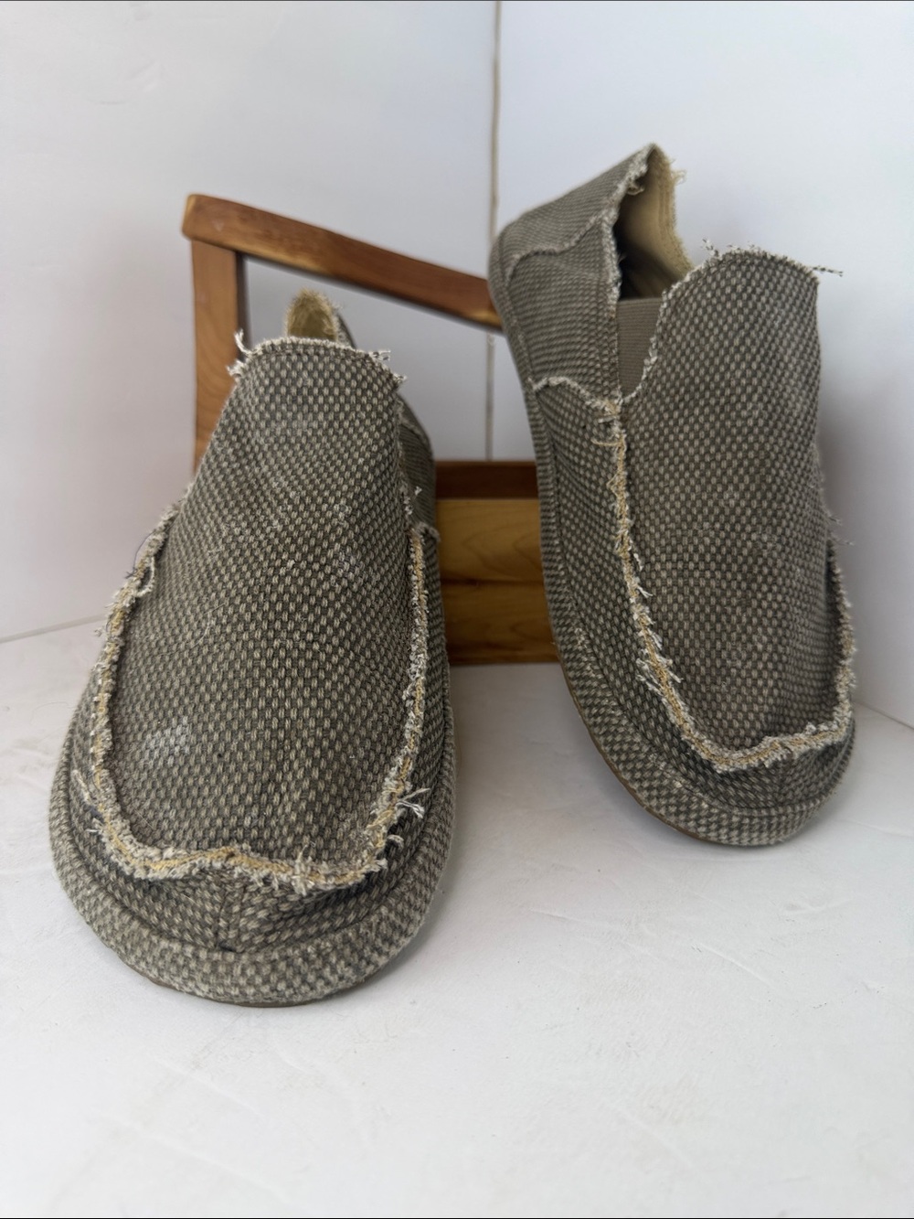 Sanuk Men’s Casual Slip-On Shoes in Olive Green size 10 - Picture 1 of 7